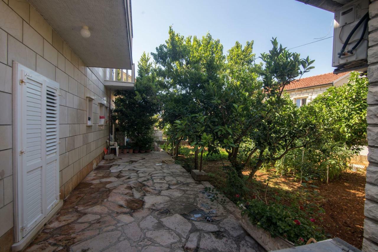 Apartment Jerka Супетар Экстерьер фото